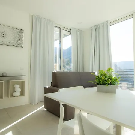 Simon's Place View Апартаменты Нессо
