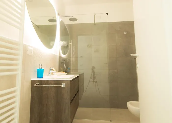 Simon's Place View Апартаменты Нессо