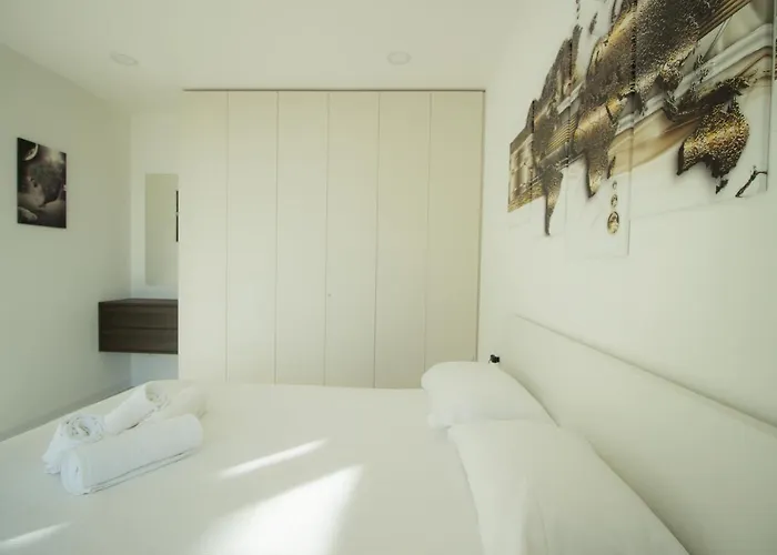 Simon's Place View * Nesso